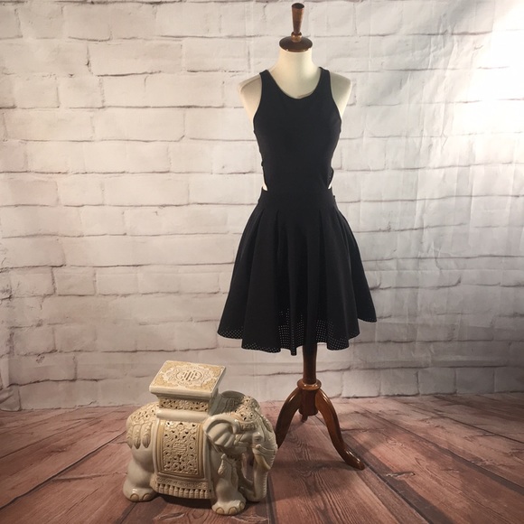 lululemon athletica Dresses & Skirts - Lululemon Open Back Dress